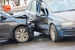 احتمال تصادف خودروهای برقی بیشتر است احتمال تصادف خودروهای برقی بیشتر است